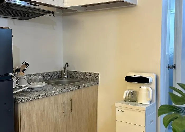 3br - Stylish Serenity *